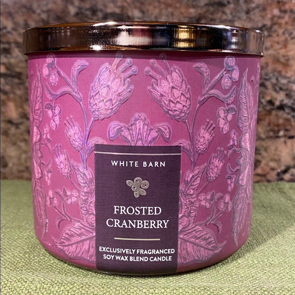 ❄️”Frosted Cranberry” 3-Wick Candle by Bath & Body Works, 14.5 oz / 411 g, NWT